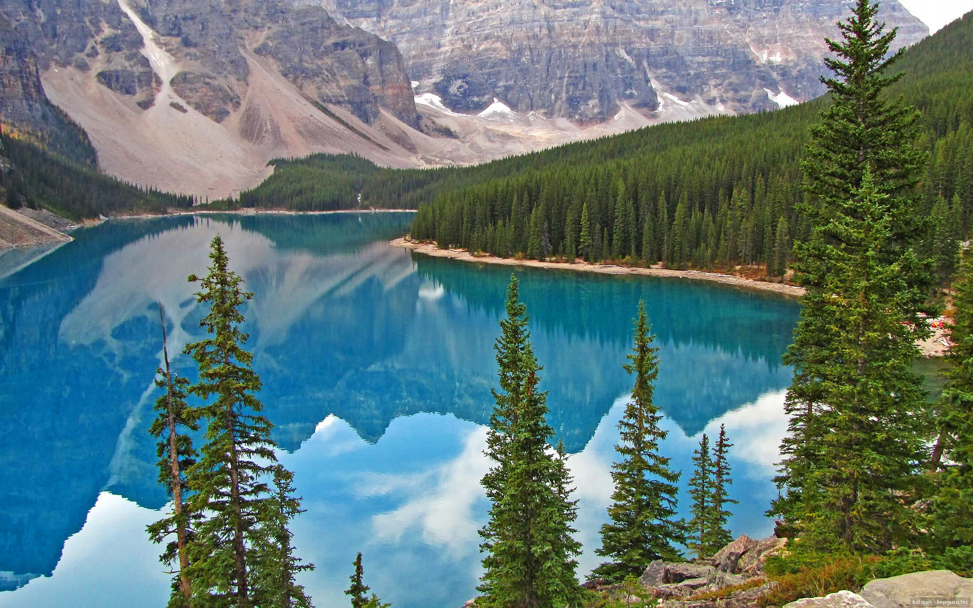 波兰队赛制分析：如何通过战术变化保持比赛的主动权，波兰球队分析