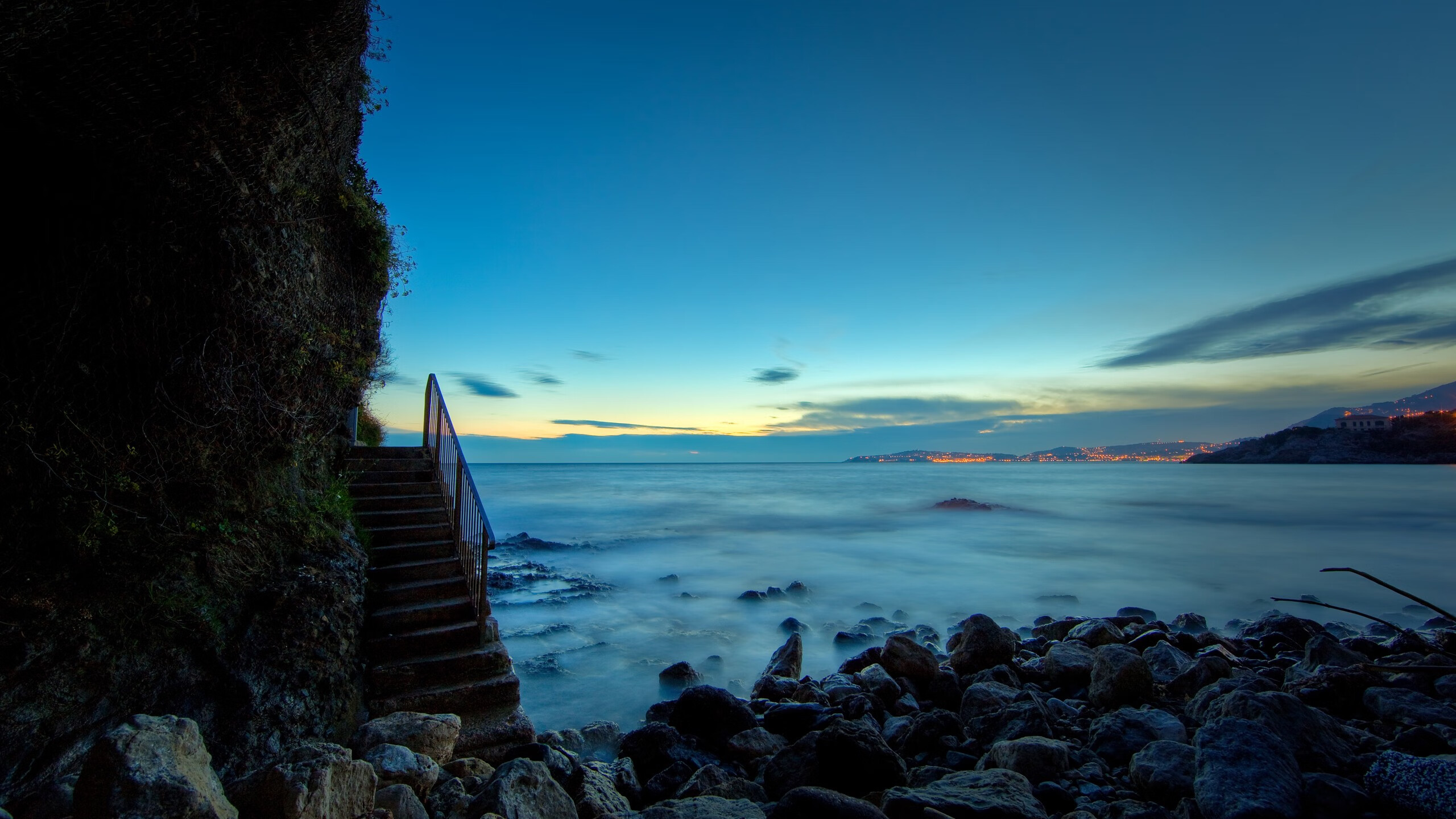 九游体育网页入口-球员体能下降后是否应减缓比赛节奏，球员体能训练