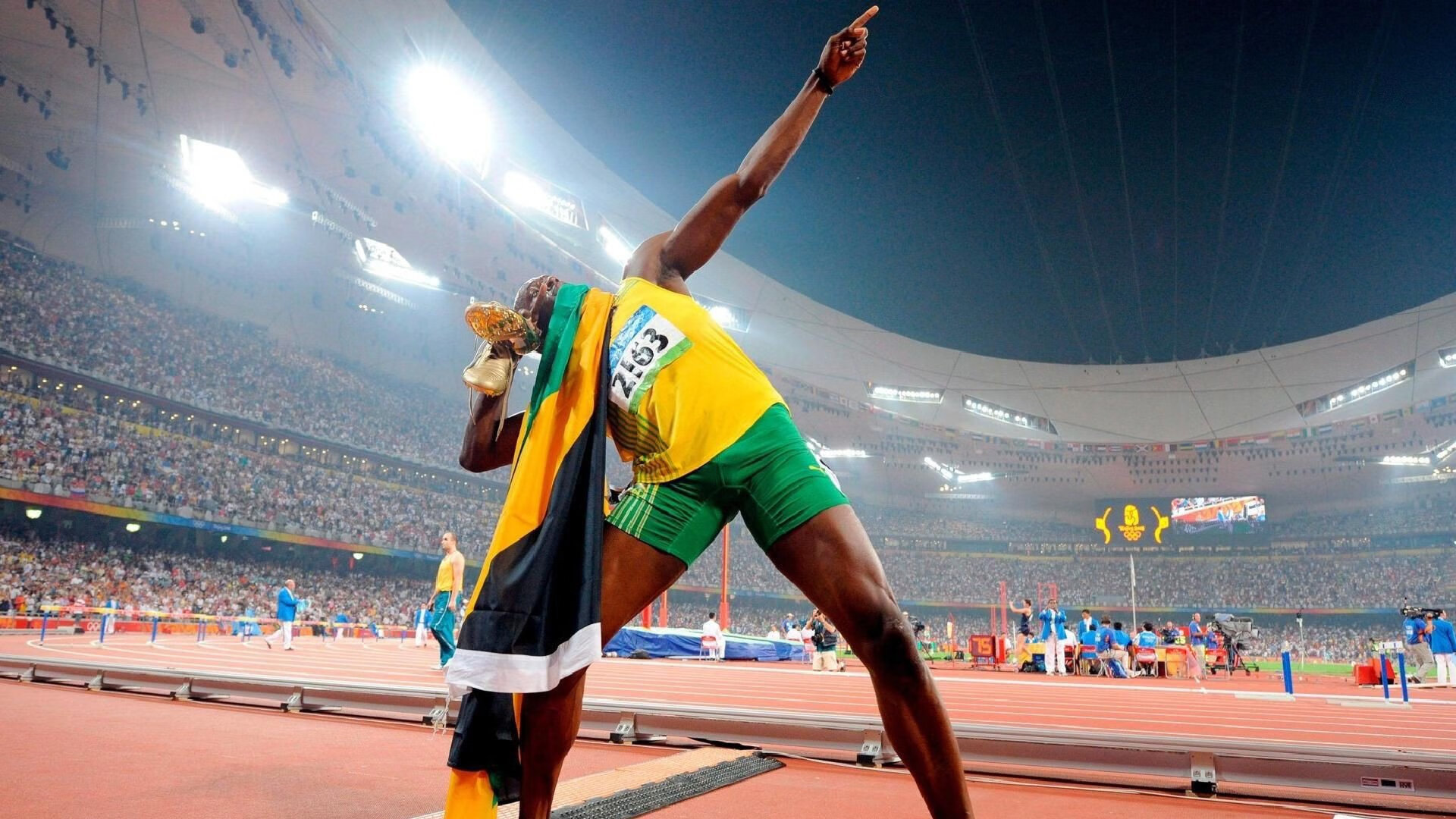 世界沙滩排球锦标赛，碧海蓝天中竞技热潮，世界沙滩排球锦标赛中每队上场选手人数为