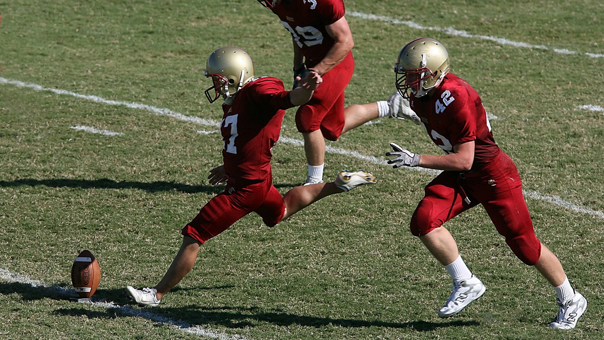 九游（jiuyou.com）游戏-传统民族体操演绎，展现文化的体育魅力，传统民族体育项目电子小报